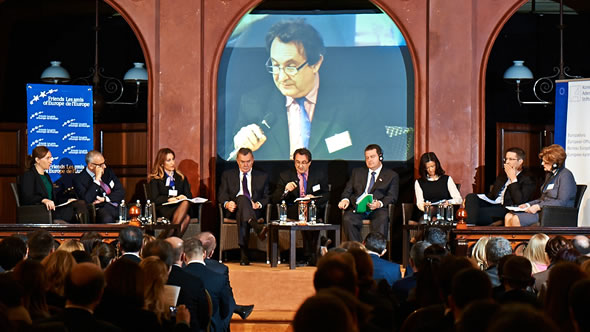 View of the panel. Photo: Gleamlight for Friends of Europe