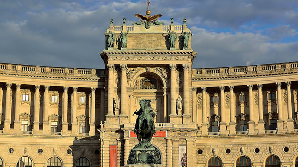 Hofburg, Vienna. Photo: flickr/CarlosJ.R