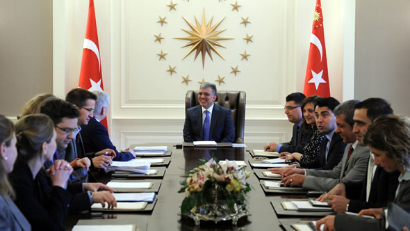 Making the case for visa free travel for Turkey with President Gul and his team. Photo: Office of the Turkish President