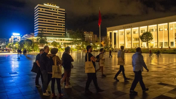 Once the most highly frequented traffic spot in the capital, the square and its adjacent streets are now one of the largest pedestrian zones in the Balkans. Here the ESI team is strolling to dinner.